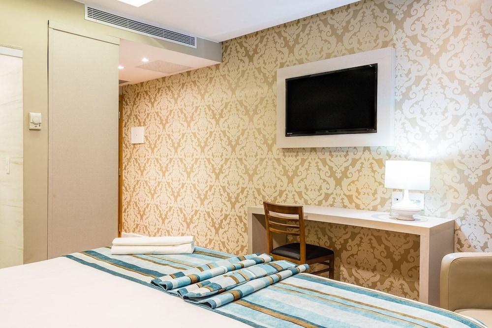Vox Hotel Сао Жоао де Мерити Екстериор снимка