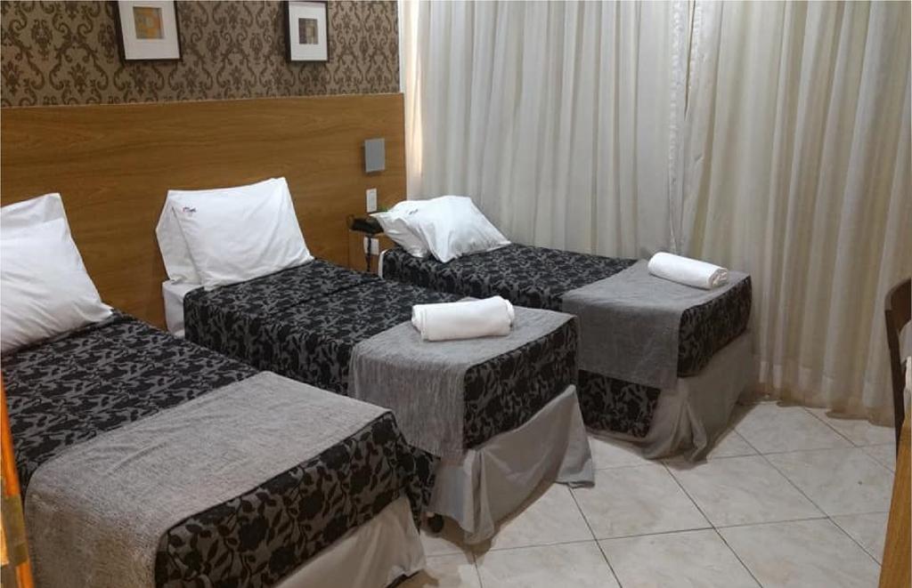 Vox Hotel Сао Жоао де Мерити Екстериор снимка