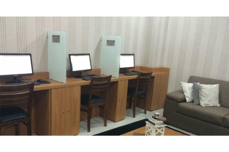 Vox Hotel Сао Жоао де Мерити Екстериор снимка