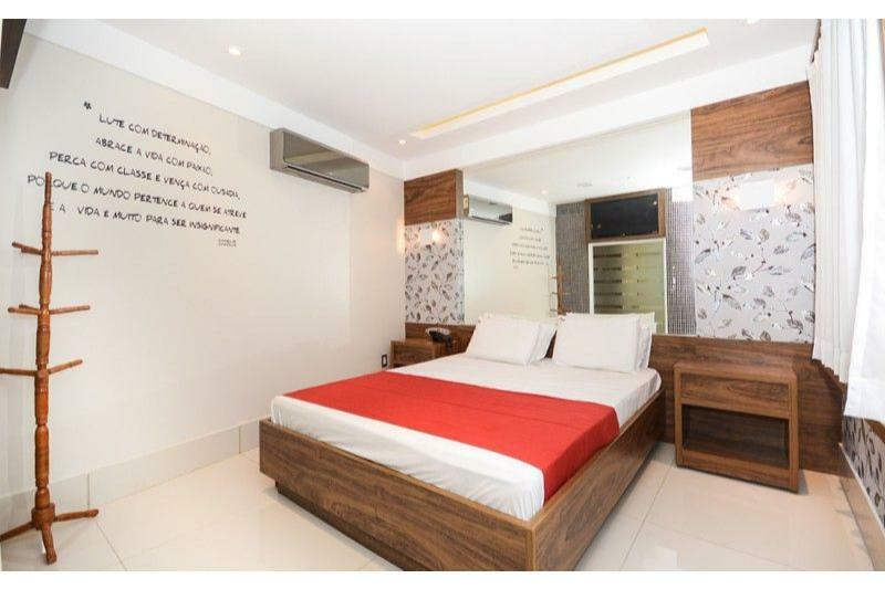 Vox Hotel Сао Жоао де Мерити Екстериор снимка
